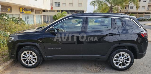 Jeep Compass Essence Automatique 2022 à Rabat - 2