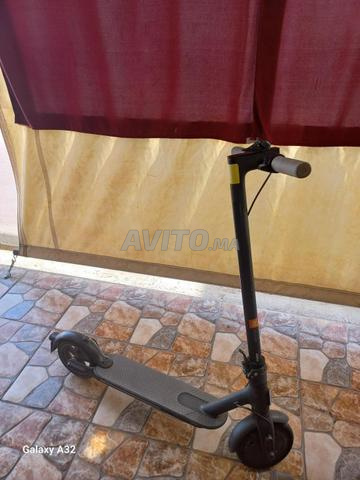 Trottinette électrique Xiaomi 1S état neuf - 2