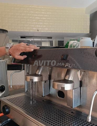 Machine à expresso plus moulin à café - 2