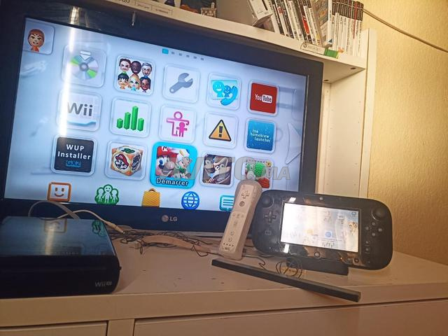 Wii U avec manette Wii et capteur de mouvement - 2