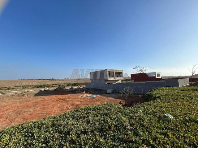 Terrain titré prêt à vendre, superficie 360 m² - 2