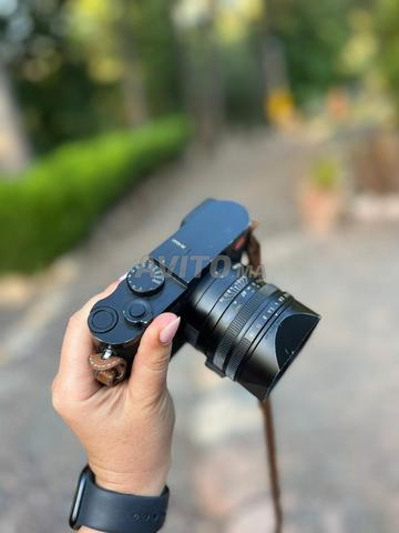 بطارية وشاحن Leica Q2