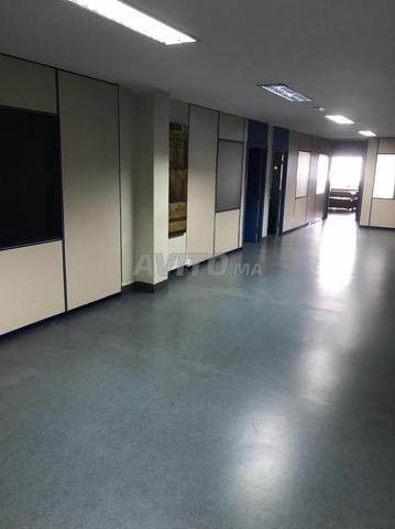 À LOUER – GRAND ESPACE PROFESSIONNEL