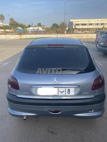 Peugeot 206 essence 6cv - 2