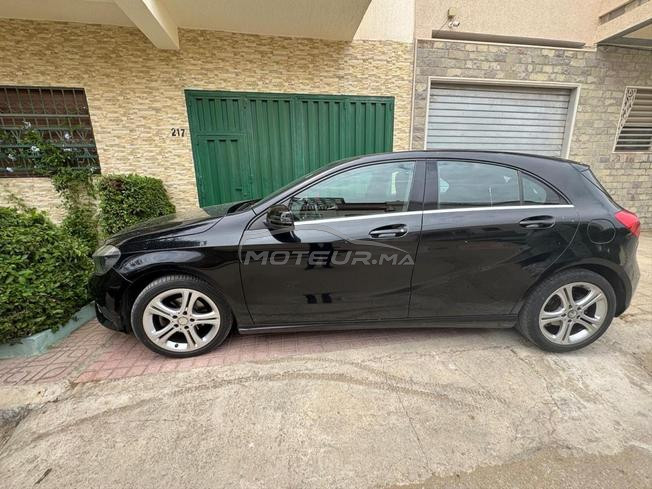 Mercedes-Benz 180 Diesel Automatique 2015