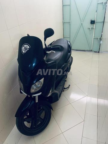 Moto Yamaha XMax 125