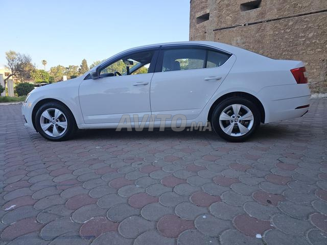 SKODA OCTAVIA - 2