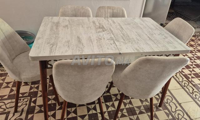 Table de salle à manger