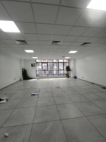 Bureau 84m² à louer prix intéressant