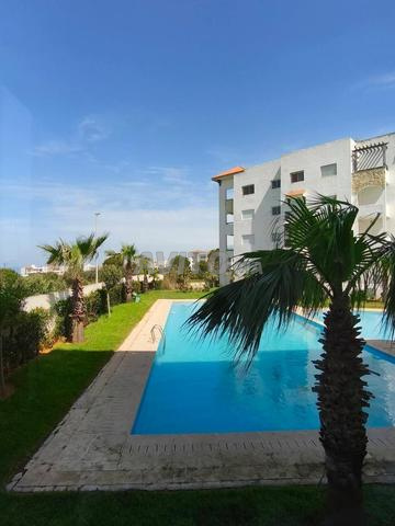 Appartement avec piscine, jardin et terrains de sport - 2