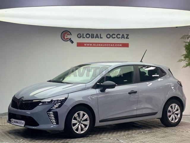 Renault Clio Diesel Manuelle 2024 à Marrakech - 2