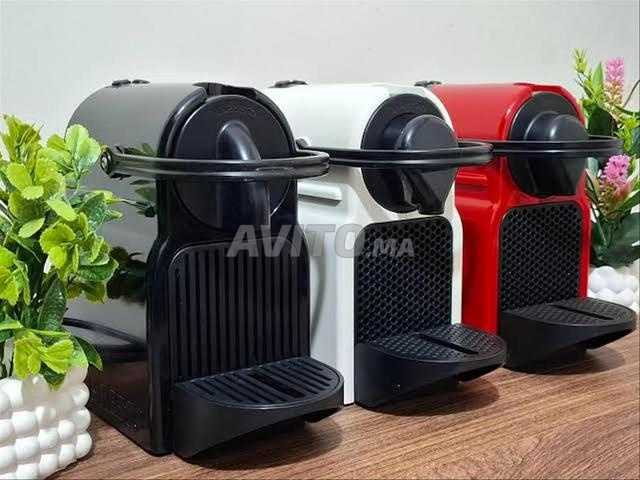 Cafetière Nespresso avec capsule rechargeable - 2