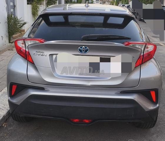 Toyota C-HR Hybride Automatique 2019 à Dar Bouazza - 2