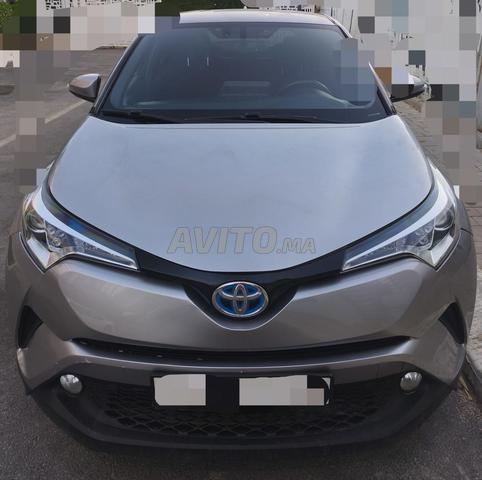 Toyota C-HR Hybride Automatique 2019 à Dar Bouazza
