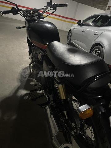 Royal Enfield Interceptor 650 - 2