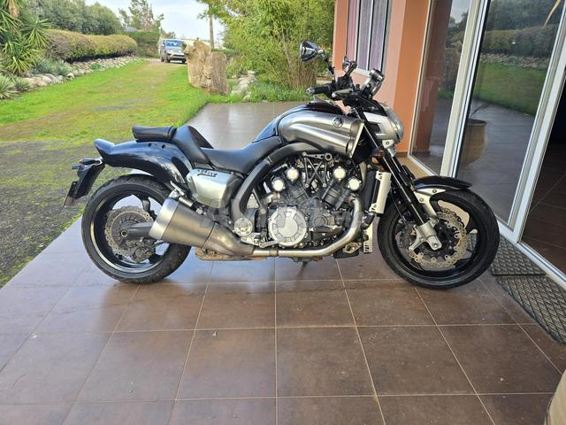 ياماها Vmax 1700