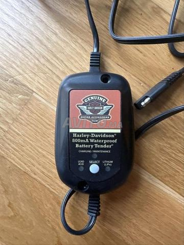 Chargeur batterie moto - 2