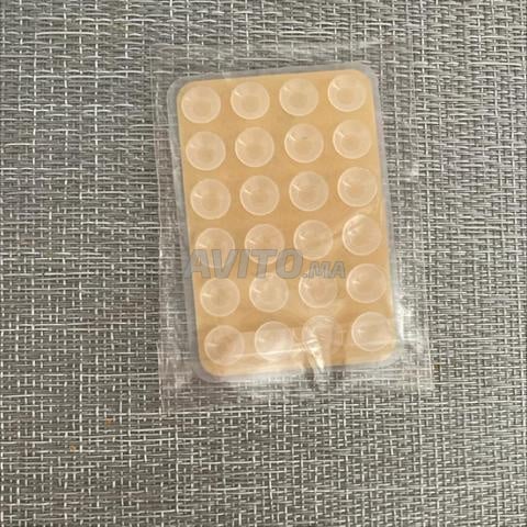 2 pinces plus pastilles de colle transparentes - 2