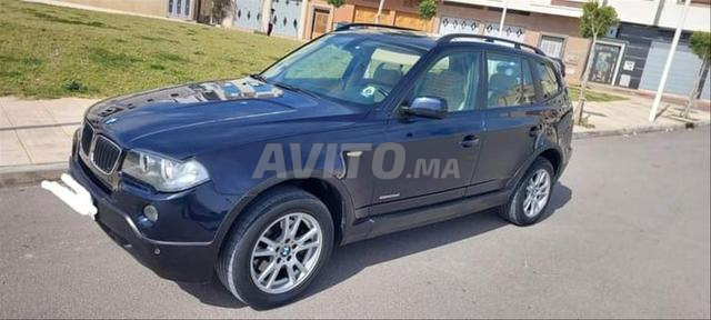 BMW Série X3 2 litres essence automatique - 2