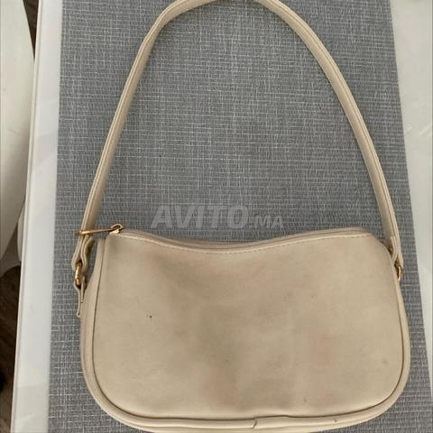 Sac de bonne qualité beige et dorée - 2