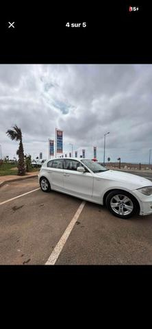 BMW الفئة الأولى ديزل يدوية 2010 في الدار البيضاء