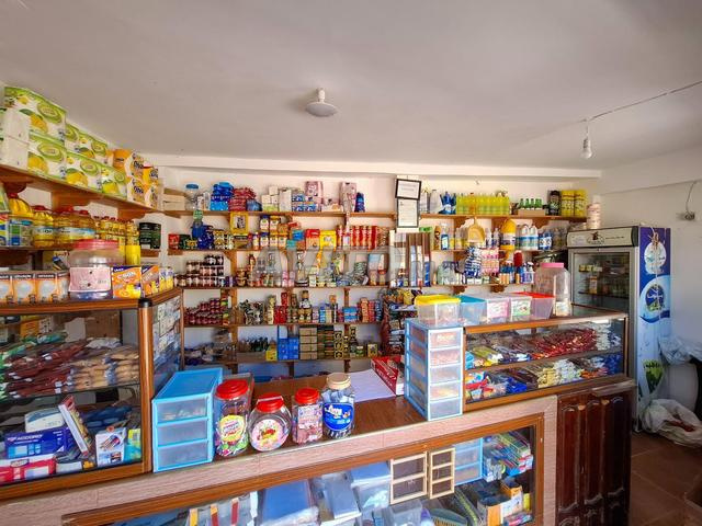 Maison commerciale à vendre à Fnideq (Quartier Haydara) - 2
