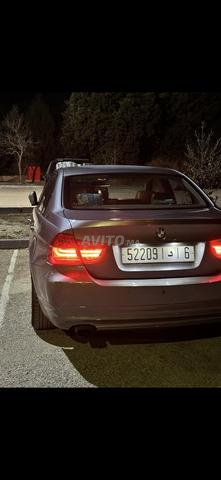 BMW Série 3 Diesel Automatique 2010 à Casablanca - 2