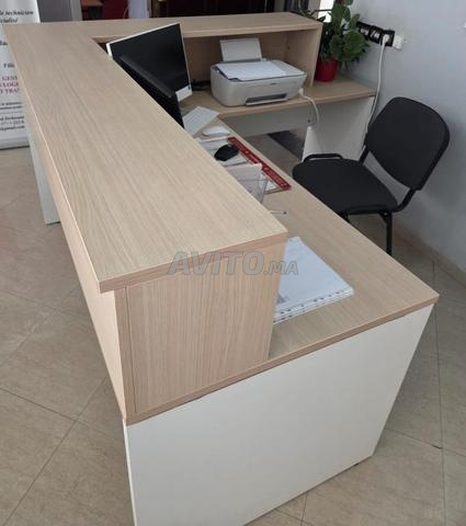 Bureau d’accueil professionnel Design moderne - 2