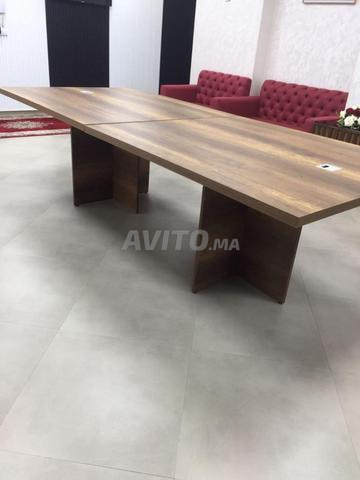 Table de réunion en très bon état - 2
