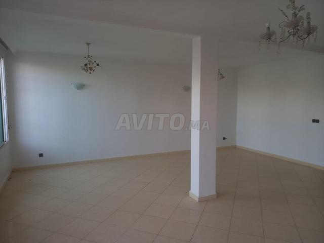 Triplex à rénover bien situé à Harhoura - 2