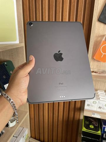 آيباد اير 4 64 جيجا شريحة SIM