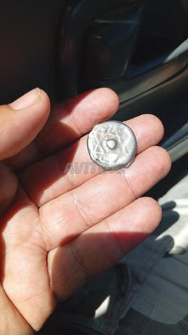 عملة مغربية قديمة