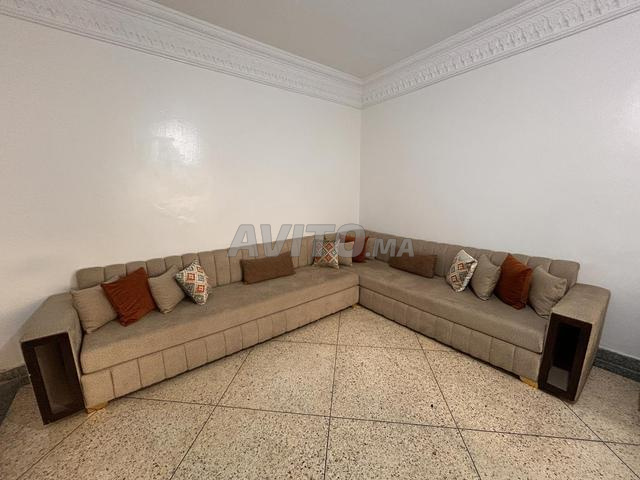 أريكة بحالة جيدة - 2