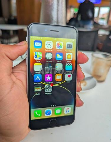 iPhone 6s très bon état Tout est original - 2