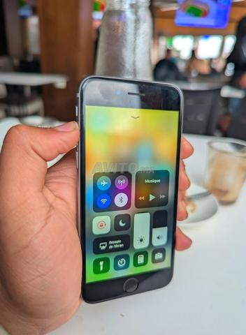 آيفون 6s حالة جيدة جداً كل شيء أصلي