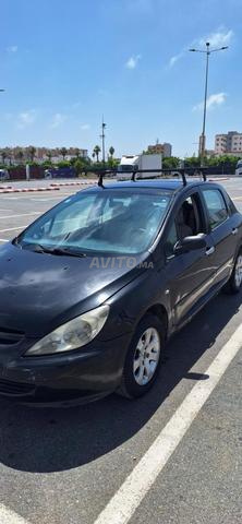 307 HDI بحالة جيدة والمحرك مازال جديد، أوراق التسجيل سليمة