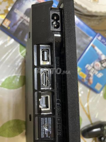 PS4 Slim 500GB Uncharted4 . Dark Souls . FIFA 19 - 2