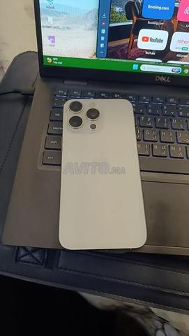 iPhone 15 Pro Max White Titanium 256 Go - 2