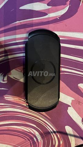 PSP ستريت (موديل E1000/E1004) - 2