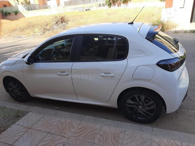 Peugeot 208 diesel tres propre