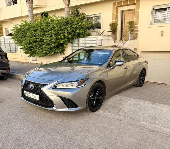 لكزس ES هايبرد أوتوماتيك 2020 في طنجة