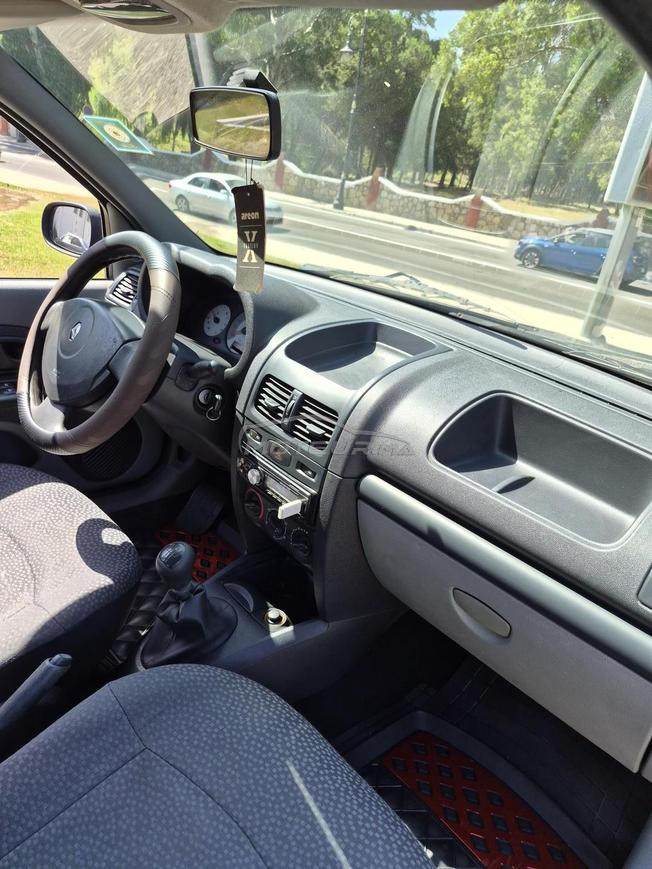 Renault Clio Diesel Manuelle 2006 à Tanger