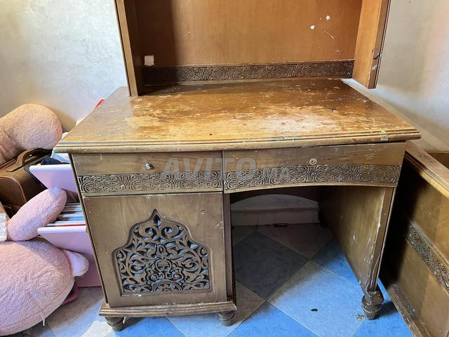Bureau avec étagère - 2