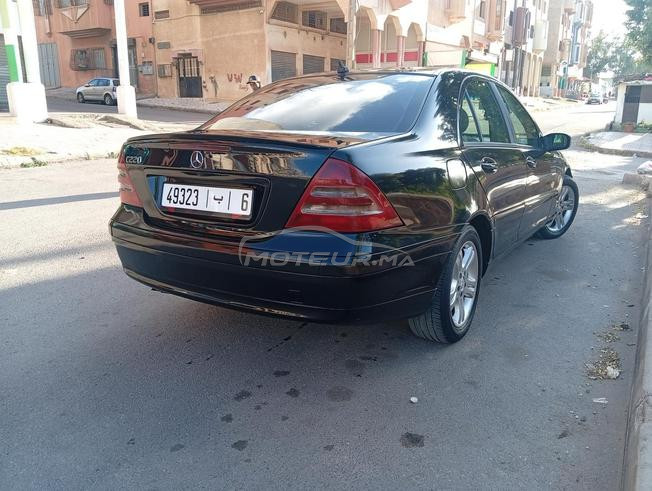 Mercedes-Benz 220 Diesel 2003/2006 à Settat