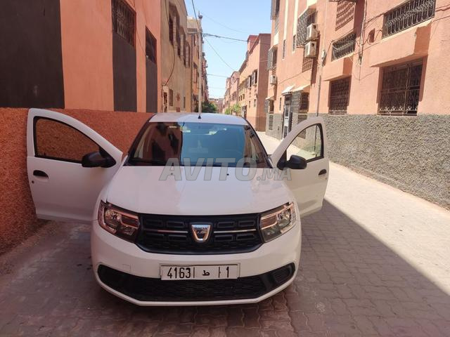داسيا سانديرو نظيفة