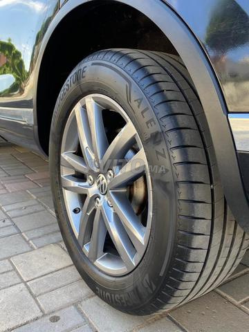 Volkswagen Touareg - 2