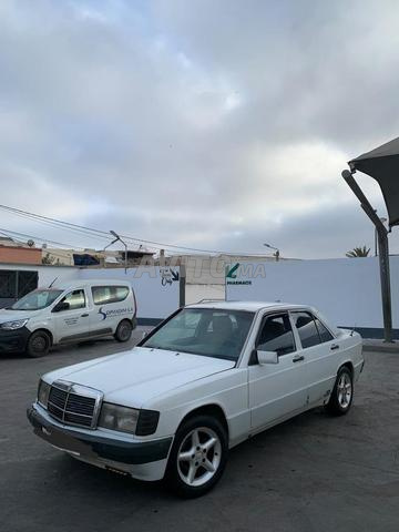 Mercedes 190 - 2