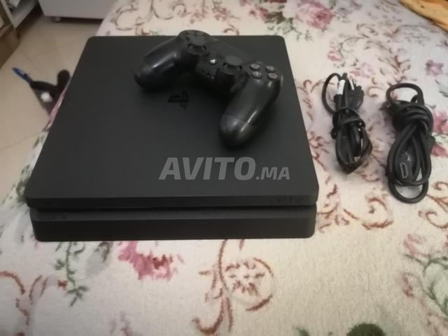PS4 1TB EN LIGNE JAMAIS OUVERT 12 JEUX - 2