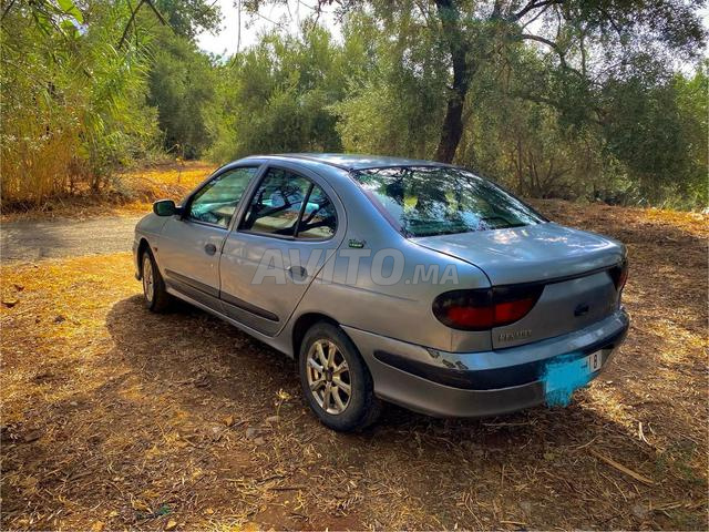 Renault Scenic - 2