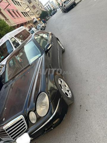 Mercedes-Benz 270 - 2
